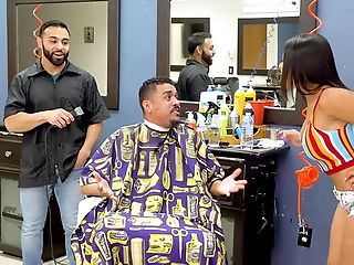 Electrifying Barber Shop Fuck For Attentive Rose Monroe